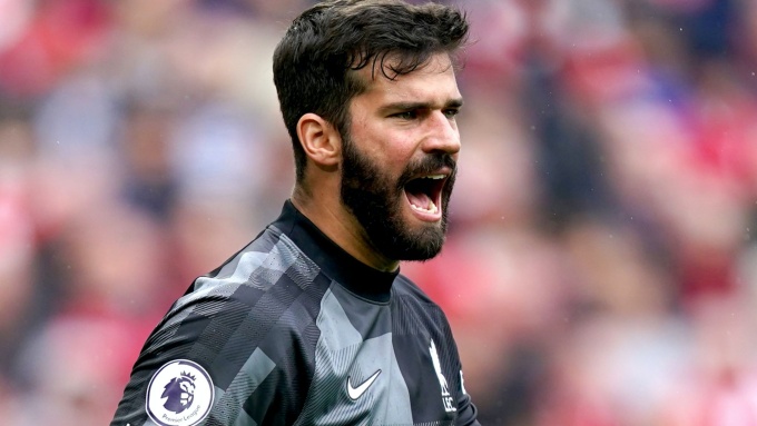 Bất ngờ Alisson Becker